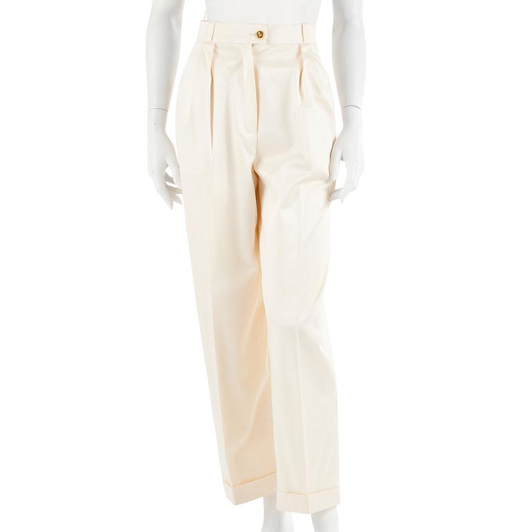 CHANEL, a pair of white cotton trousers, french size 36.