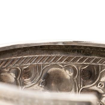 Kalevala Koru, rannekoru, "Karhu", sterlinghopeaa. Helsinki 1980.