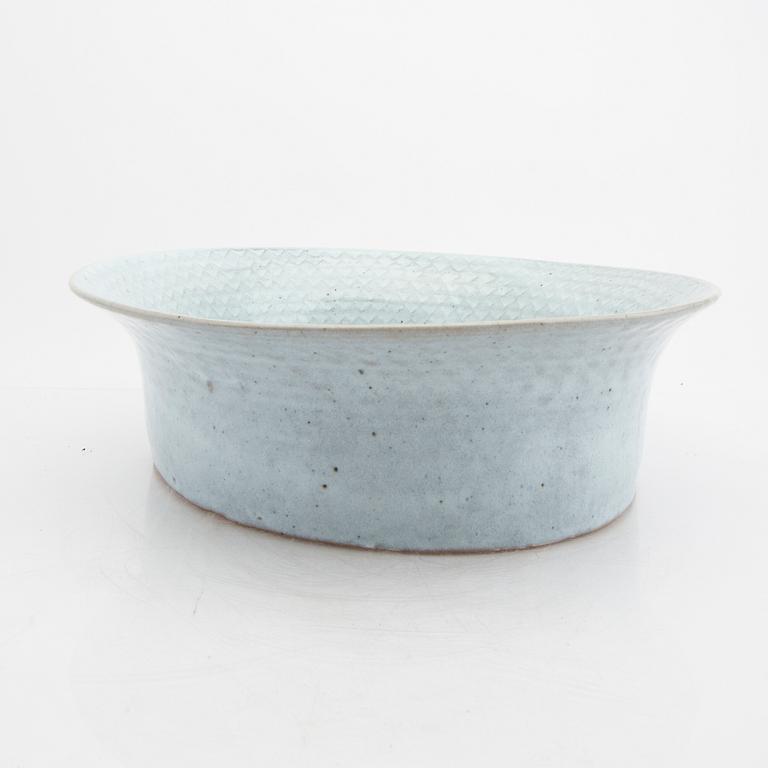 Signe Persson-Melin, a glazed stoneware bowl signed and dated 00.