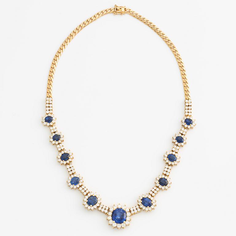 Necklace in 18K gold with eleven faceted sapphires and round brilliant-cut diamonds.