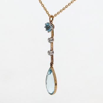 Halssmycke, droppslipad akvamarin,  gammalslipade diamanter, 14K guld.
