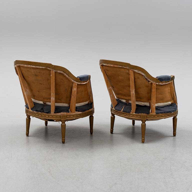 A pair of armchairs, Louis XVI-style, first half of the 20th century.