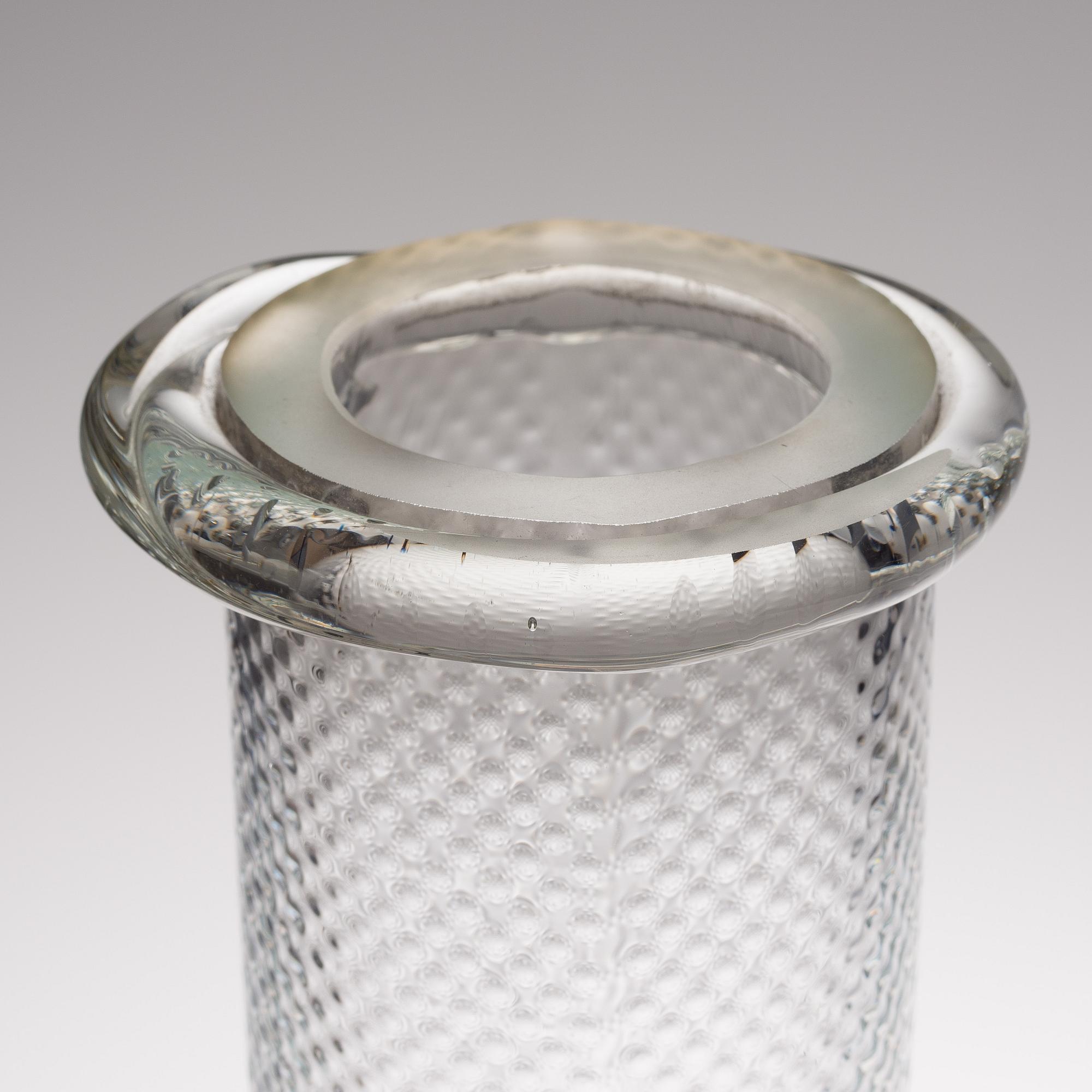 MARKKU SALO, A GLASS SCULPTURE. From the series "Depends on water". Signed M. Salo. Nuutajärvi, late 1990s.