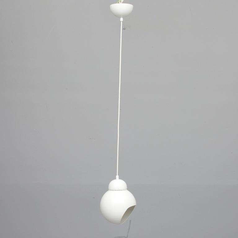 TAKLAMPA, Bilberry A338, Alvar Aalto Artek. 2000-tal. Kupans höjd 23 cm.