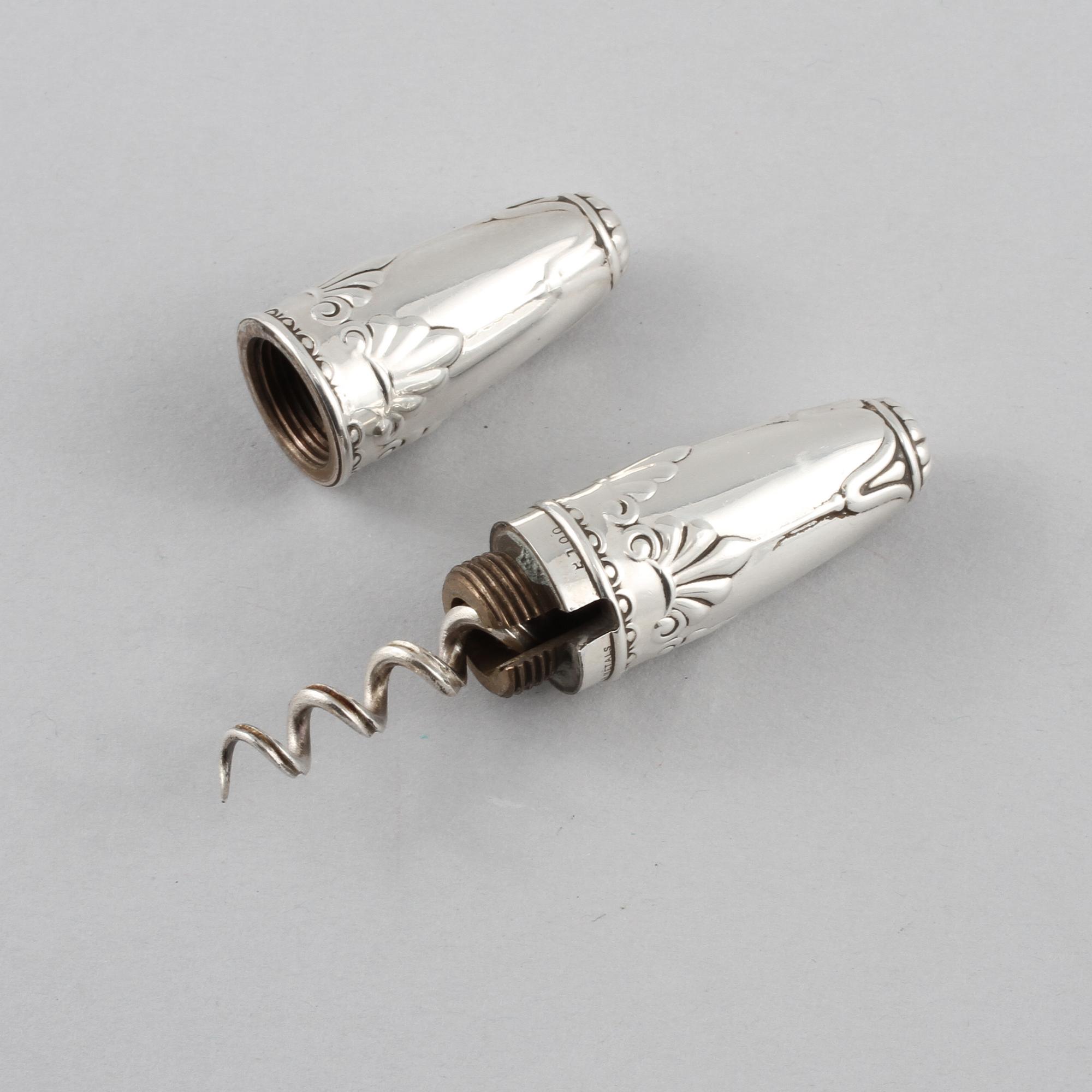 RESEKORKSKRUV, hölje i stearlingsilver, omkring 1900-talets mitt.