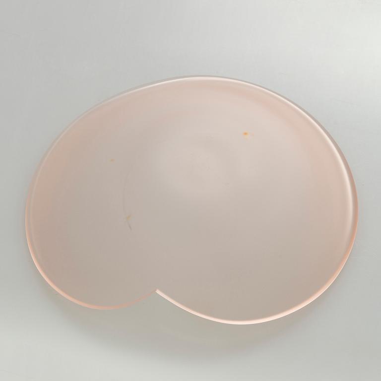 Gunnel Nyman, A glass bowl model 'GN 51', osigned.