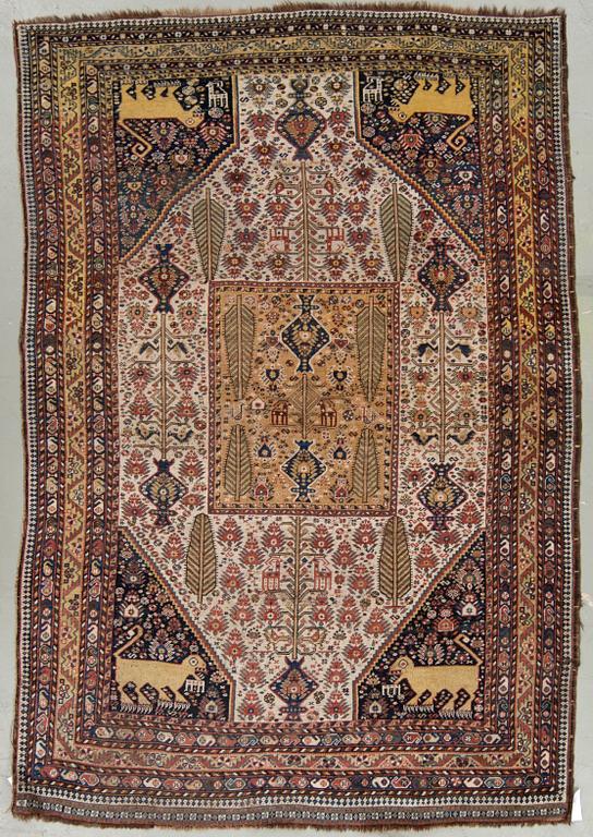 MATTA. Antik Kashgai. Ca 235x132 cm.