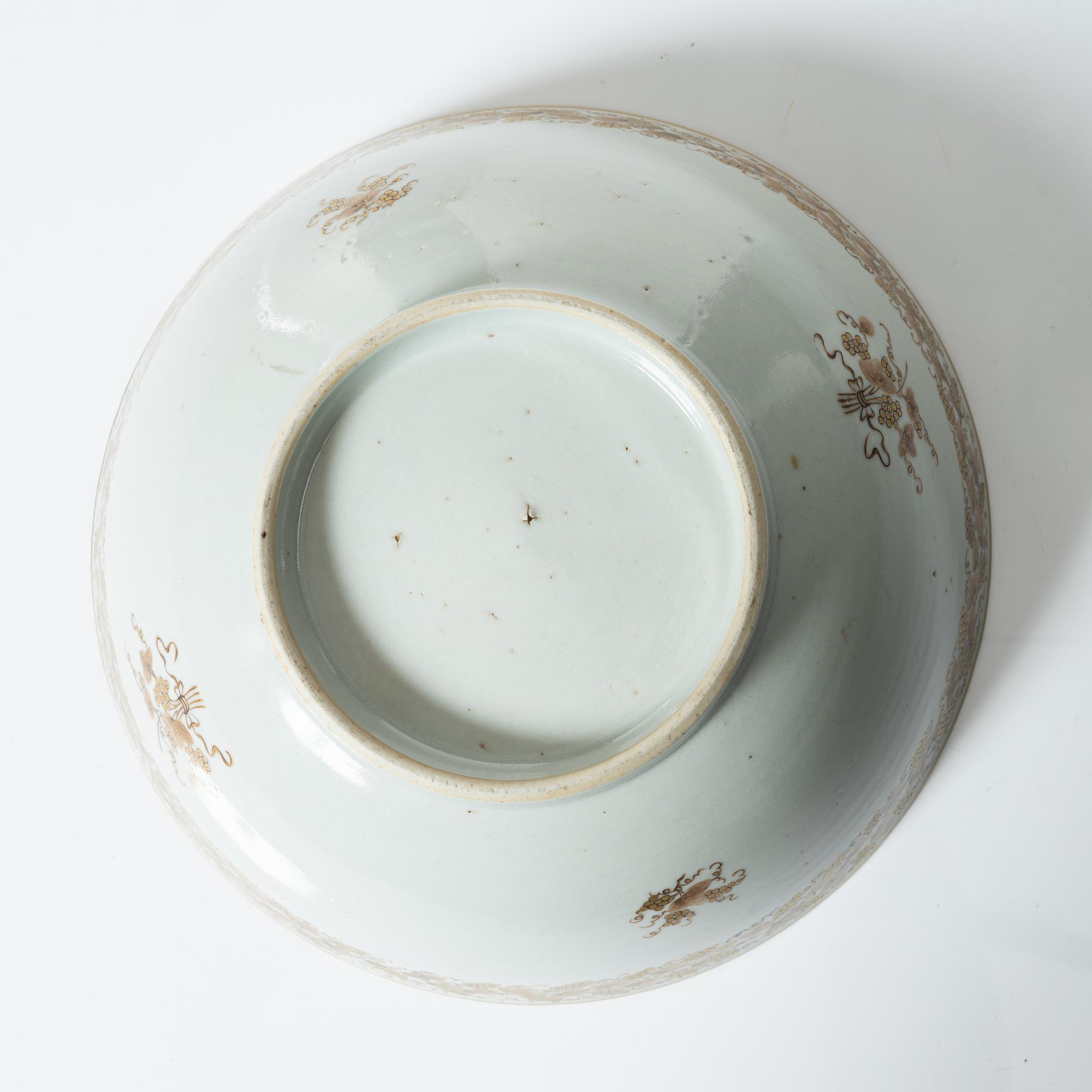 Bålskål, kompaniporslin, Kina, Qingdynastin, 1700-tal.