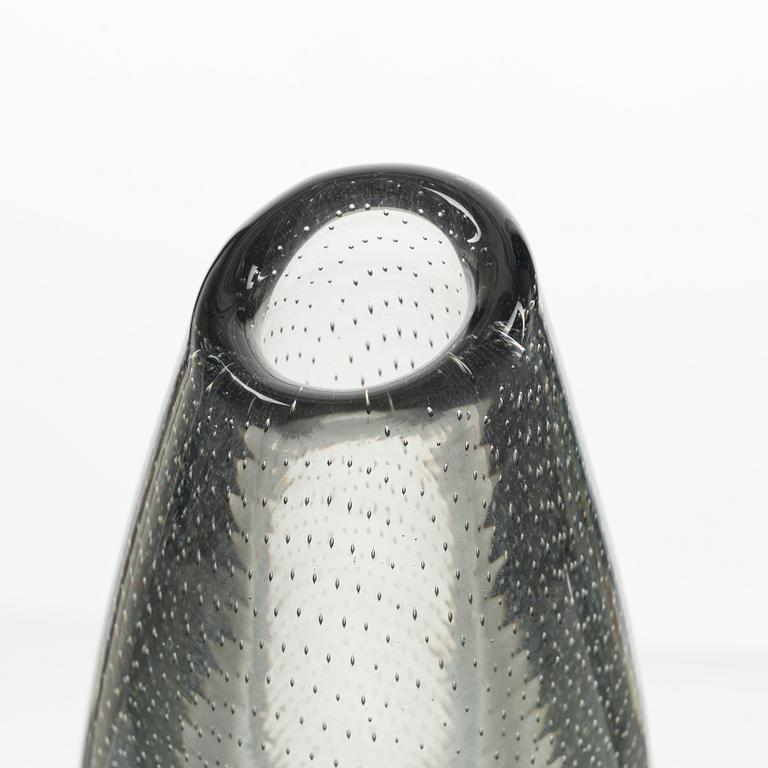 Gunnel Nyman, vase, glass.