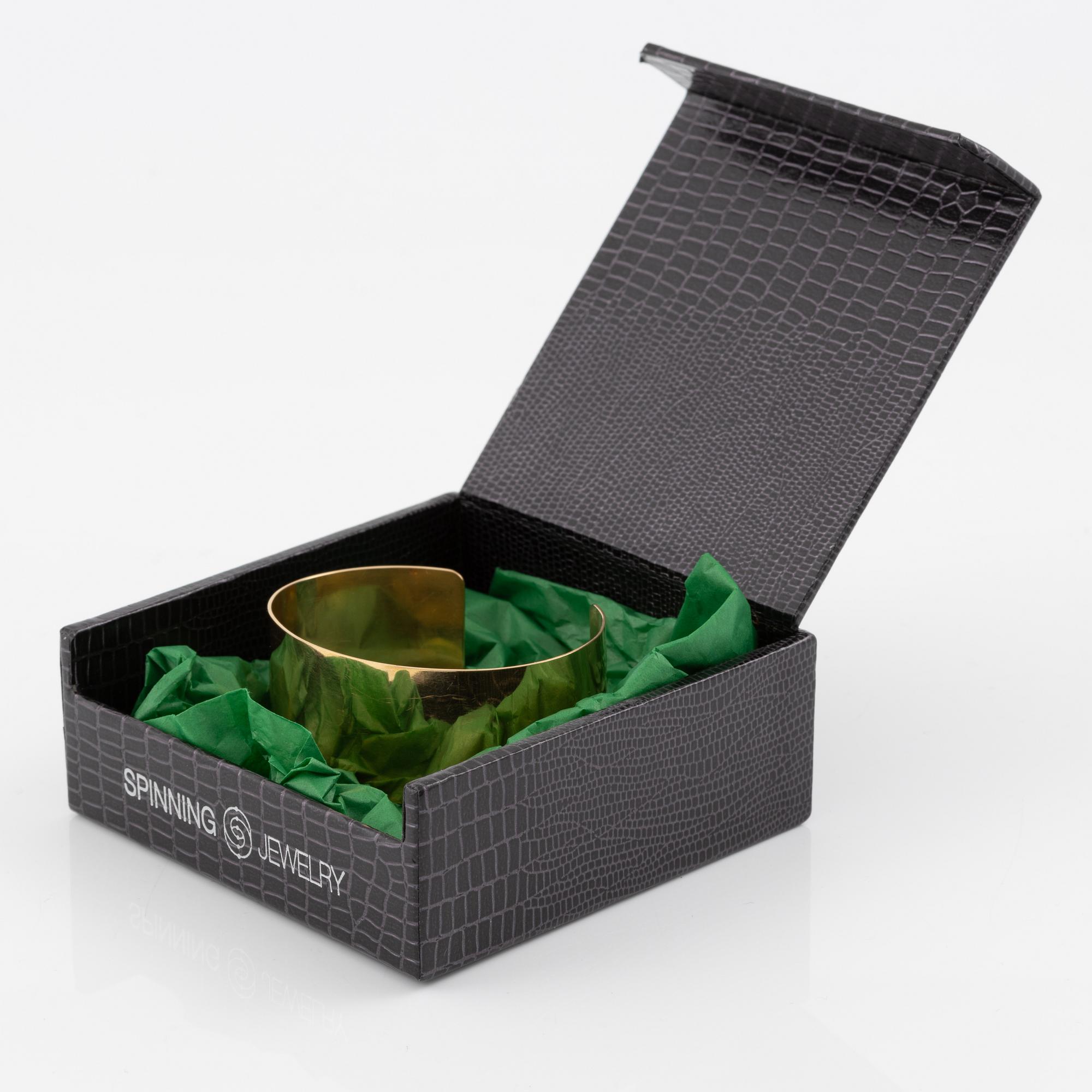 Armring, 18K guld.