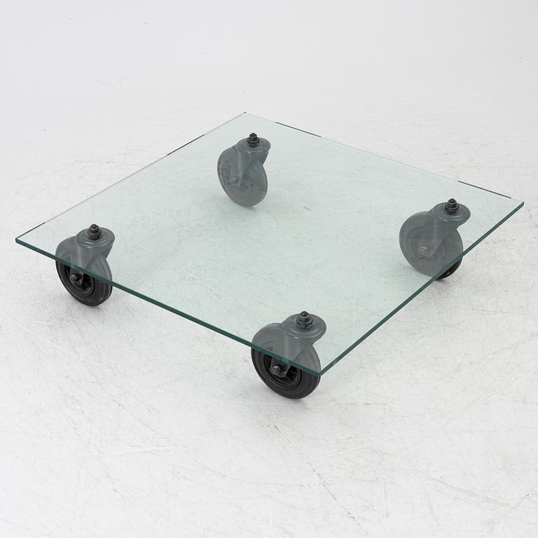 Gae Aulenti, coffee table, “Tavolo con Ruote”, Fontana Arte, Italy, late 20th/early 21st century.