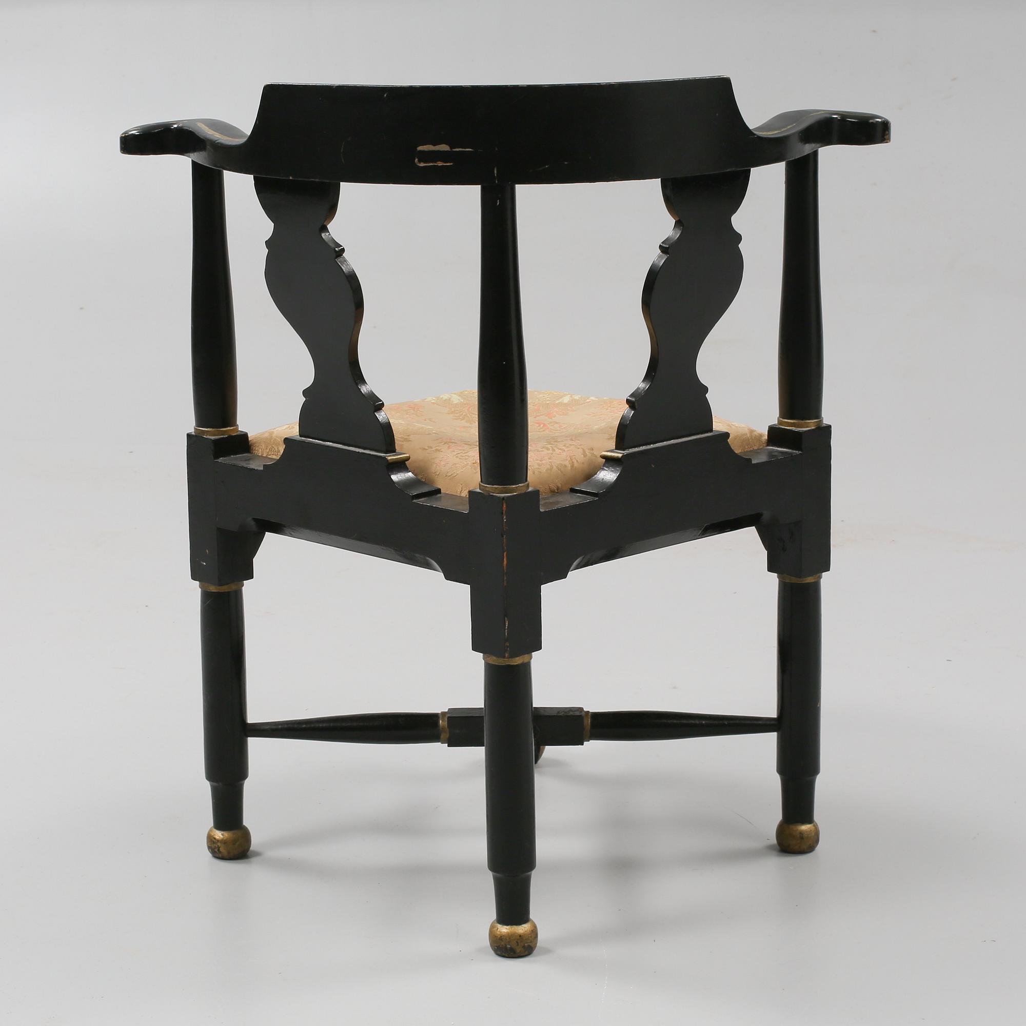 PUDERSTOL, 1800-tal.