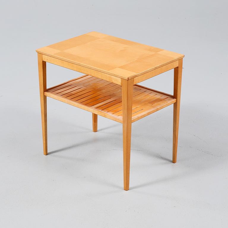 SIDOBORD, Carl Malmsten, möbelsnickare Erik Johansson, 1900-talets andra hälft.