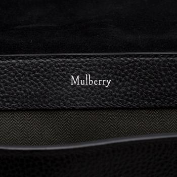 MULBERRY, a leather 'East West Antony Messenger Bag'.