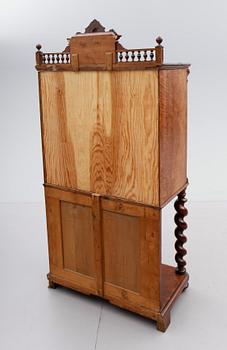 SKÅP, omkring år 1900.