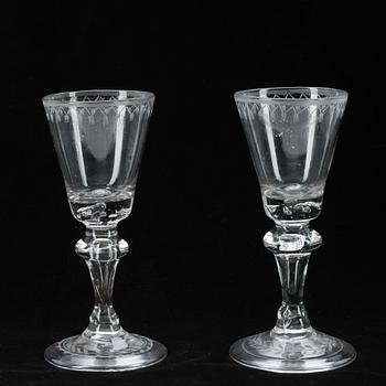 VINGLAS, ett par, 1800-tal.