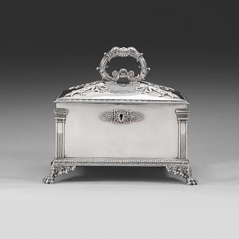 1023. A Swedish 19th century silver sugar-casket, marks of Adolf Zethelius, Stockholm 1828.