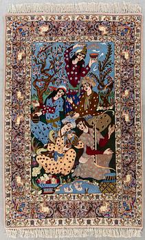 An old /semiantique opart silk Isfahan carpet ca 172 x 112 cm.