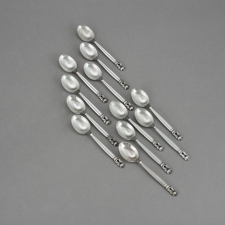 MOCKASKEDAR, 12 st, silver, "Konge/Acorn", Johan Rohde, Georg Jensen, efter 1945. Vikt 138 g.