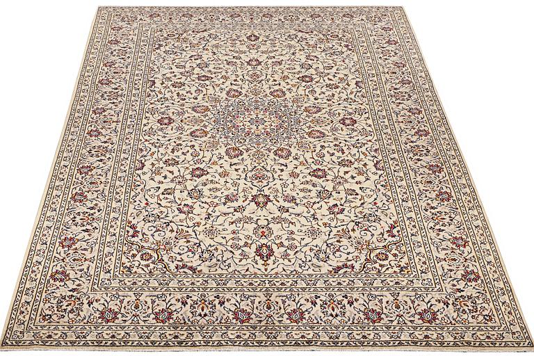 A carpet, Kashan, c. 305 x 302 cm.