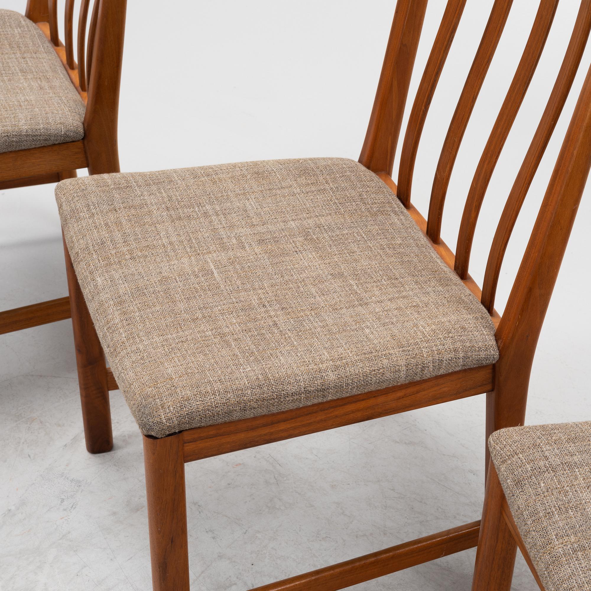 Karl Erik Ekselius, 4 walnut chairs, JO Carlsson Vetlanda, 1960's.