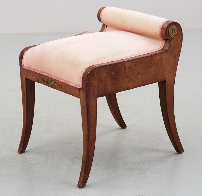 TABURETT, empire, 1800-talets första hälft.