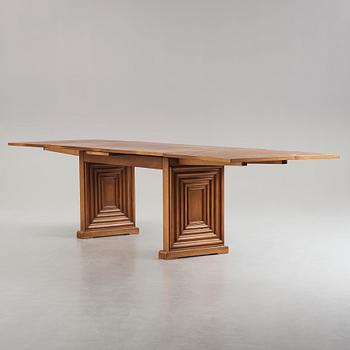 Oscar Nilsson, Oscar Nilsson, attributed to, a stained beech dining table, probably executed at Isidor Hörlin AB, Stockholm, 1930-40's.