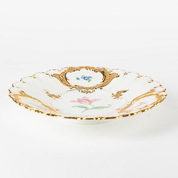 A porcelain bowl and a dish, Meissen, late 19th Century / 20th Century.