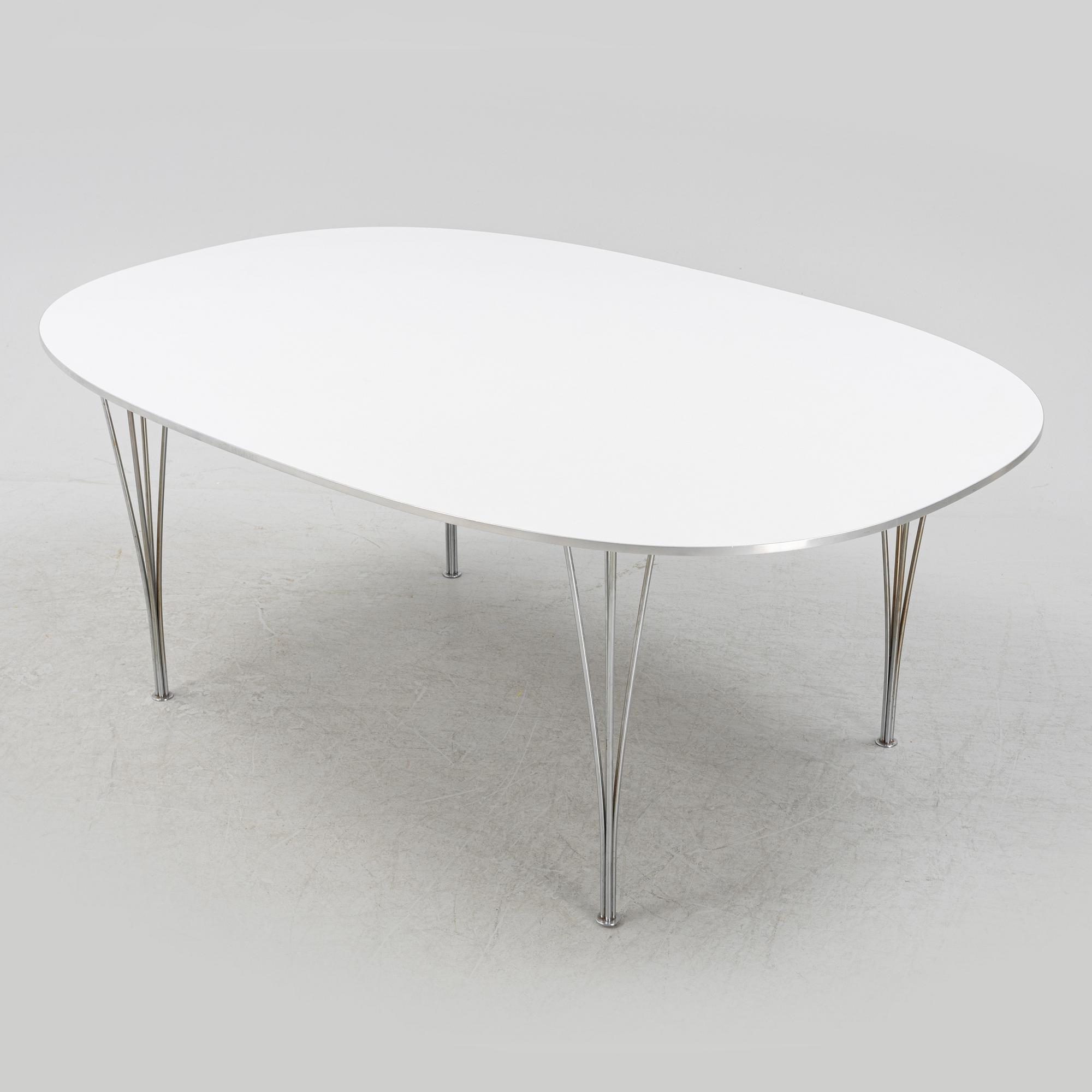 Bruno Mathssonn & Piet Hein, matbord, "Superellips", Fritz Hansen, 1982.