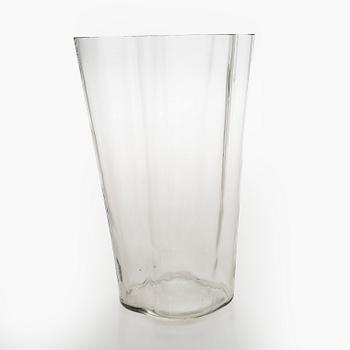 Alvar Aalto, vas, modell 3032, signerad Alvar Aalto 173/1986.