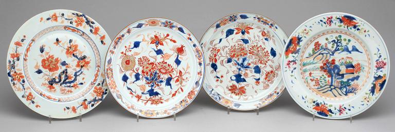 TALLRIKAR, 8 st, porslin, Kina, Qianlong, 1700-tal.