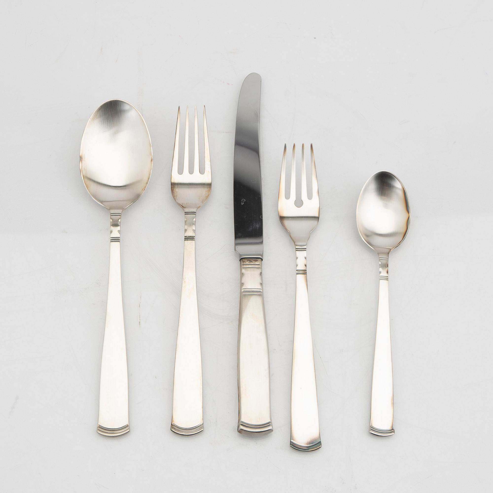 A Sweish 20th century set of 30 pcs of sivler cutlery "Rosenholm" mark of Gense Eskilstuna 1999 total weight 1620 grams.