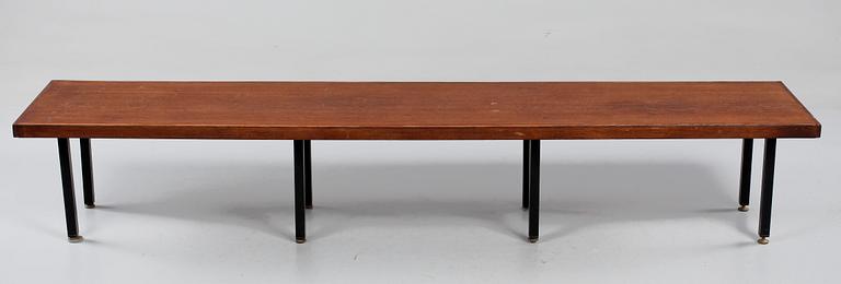 BÄNKAR, ett par, 1900-talets andra hälft.