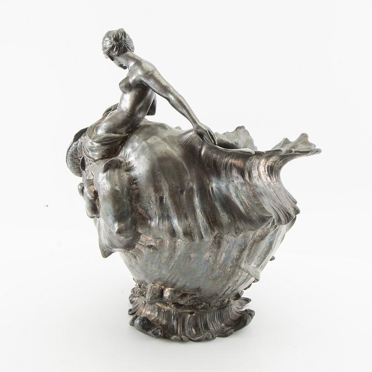 Ytterfoder Jugend Würtembergische Metallwarenfabrik (WMF) omkring 1900.