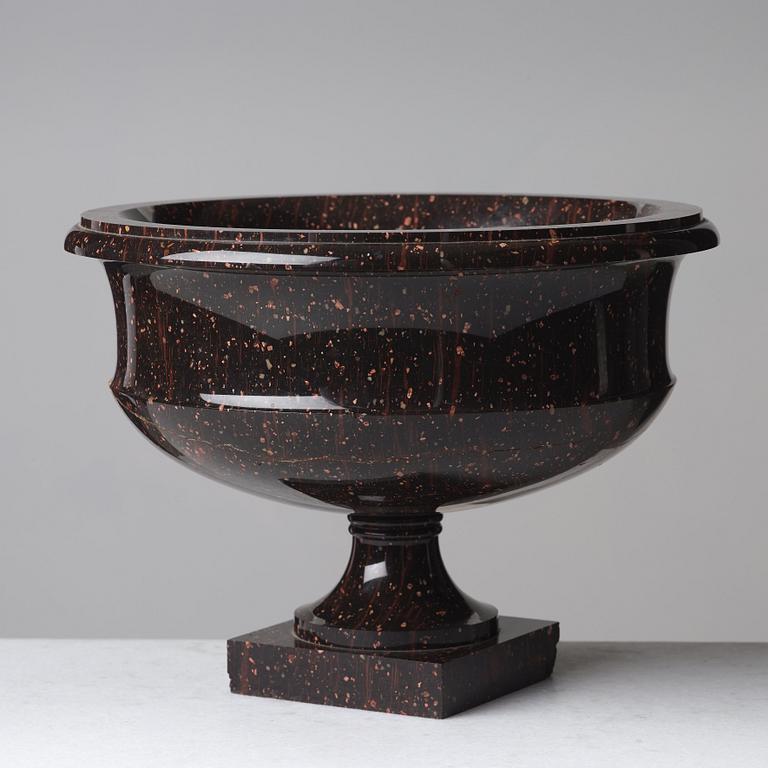 A late Gustavian porphyry bowl, circa 1800.