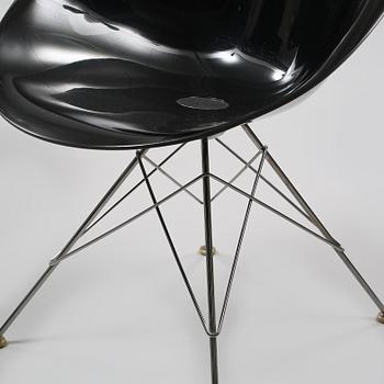 STOLAR, ett par, "Eros", Philippe Starck för Kartell, Italien, 1900-/2000-tal.