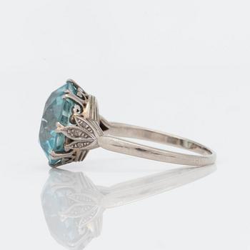 A circa 10.50ct blue zircon ring.