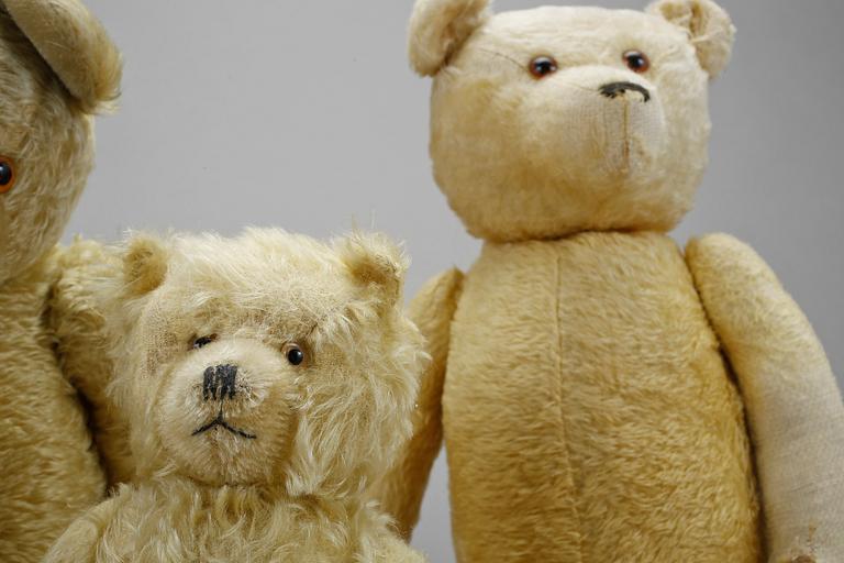 PARTI MJUKDJUR, 3 st. Bland annat Steiff och Hermann. 1900-tal.