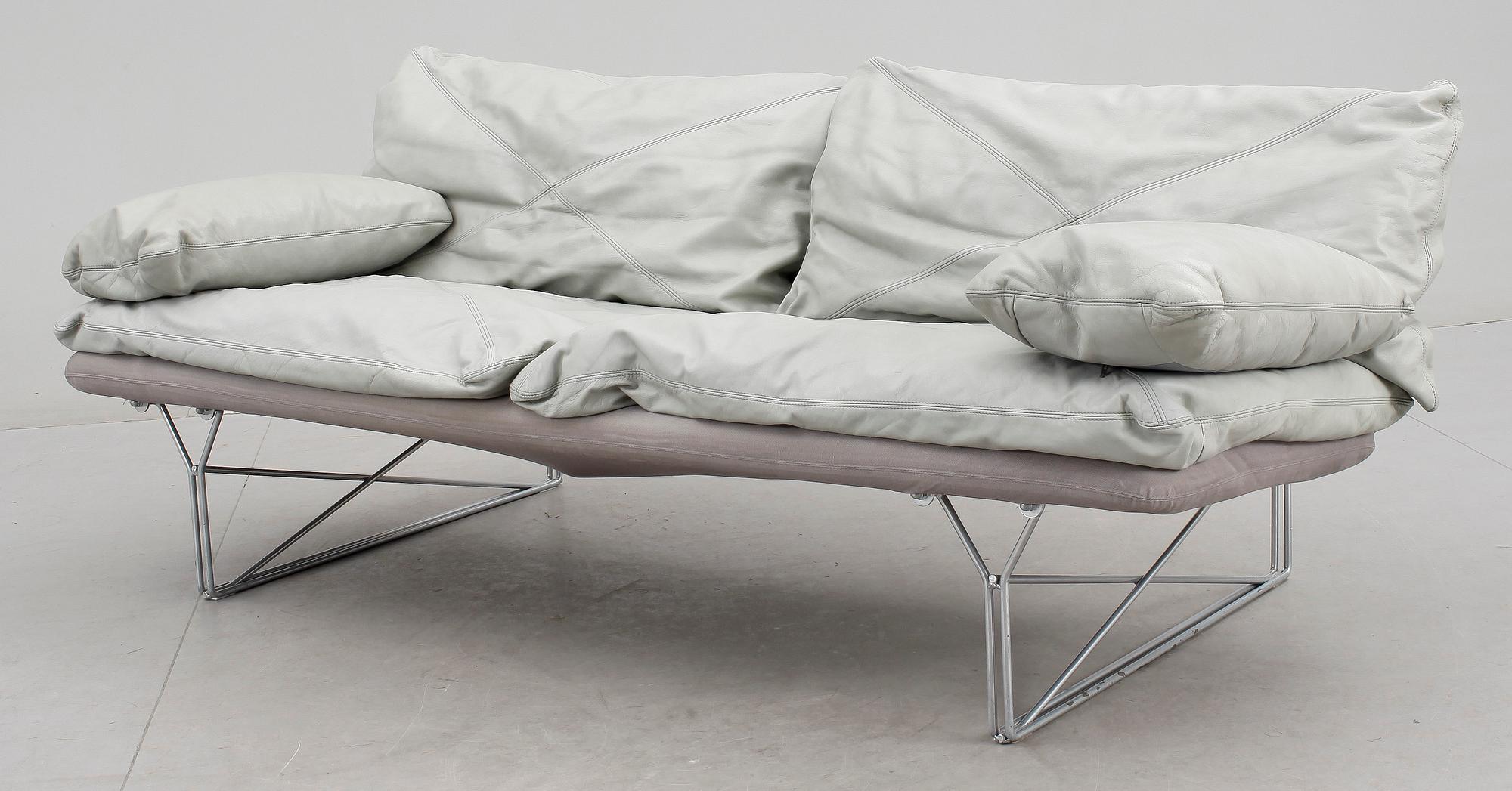 SOFFA, 1980-tal. "Moment super", formgiven 1985 av Niels Gammelgaard för IKEA.