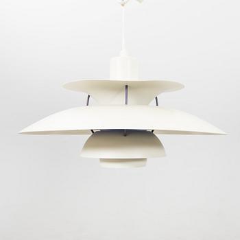 Poul Henningsen,.