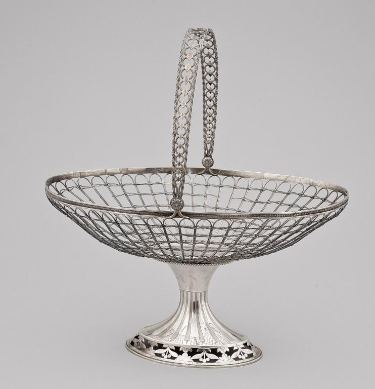 BRÖDKORG. Silver, empire. Adolf Zethelius, Stockholm, 1816. Vikt: 475 gram.