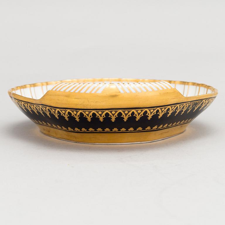 A 19th century porcelain Darte Frères bowl, Paris France.