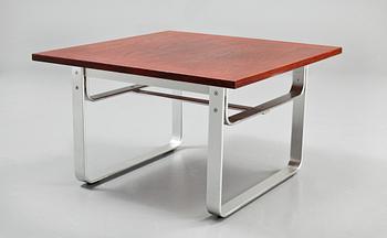 KARMSTOLAR, ett par, samt BORD, "Mondo", Karl-Erik Ekselius, JOC Möbler, Vetlanda.