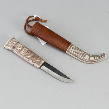 KLAS LUNDBERG, a Sami reindeer horn knife, signed KL and dated 1993.