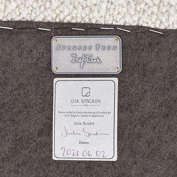 Josef Frank, a daybed model "Couch 775", Firma Svensk Tenn, 2021.