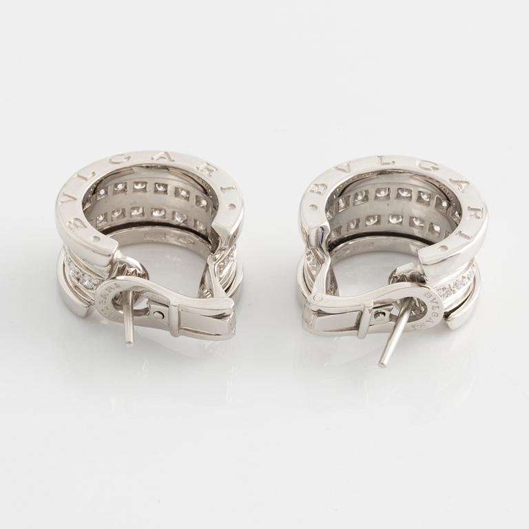 Bulgari, örhängen, "B Zero1", vitguld med briljantslipade diamanter.
