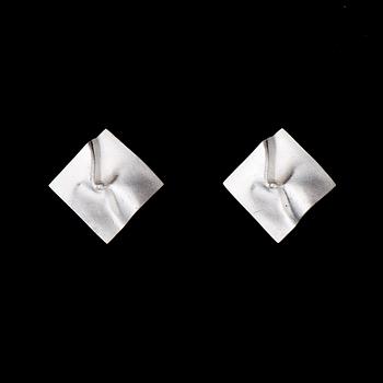 BJÖRN WECKSTRÖM, EARRINGS Shields, sterling silver, Lapponia 1981.