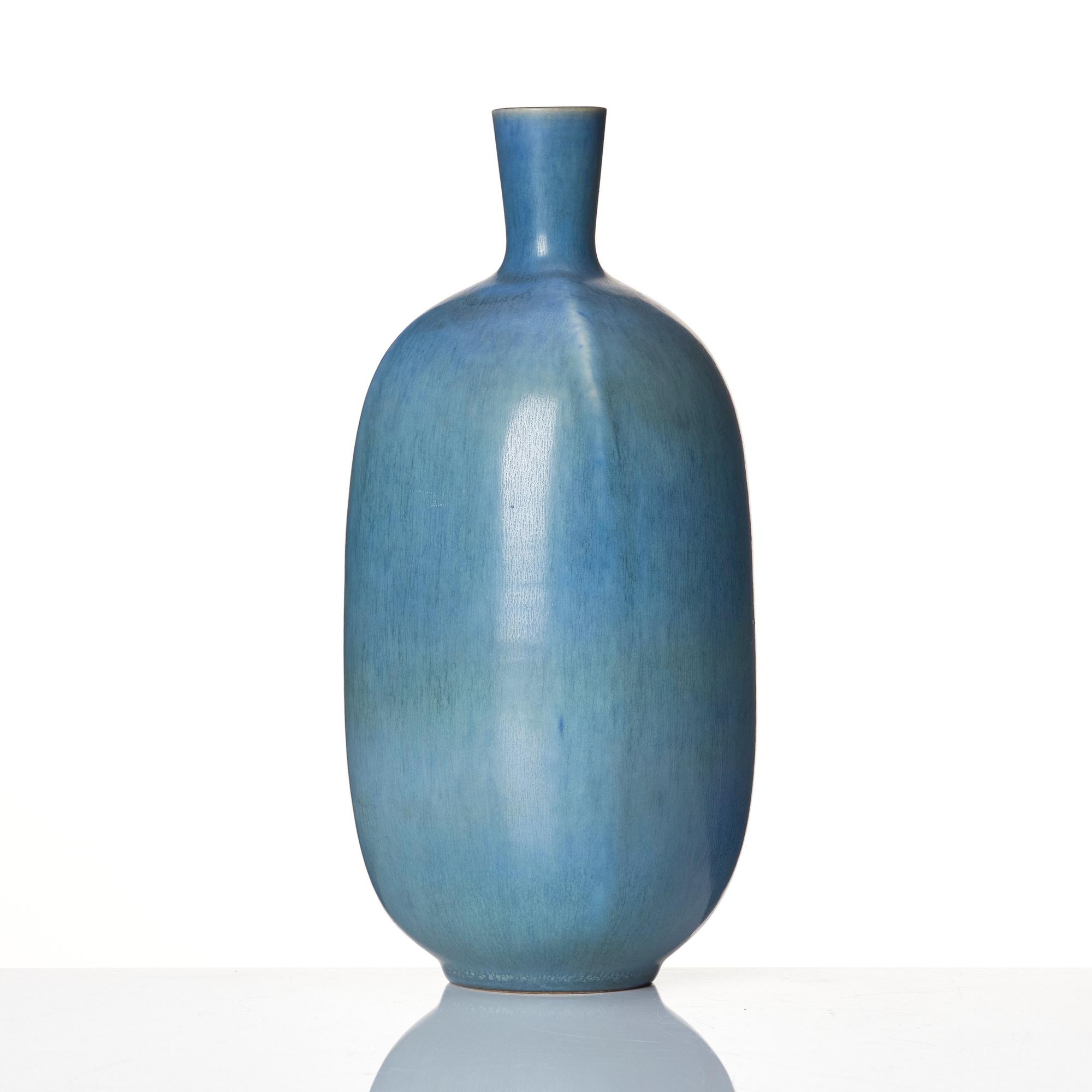 Berndt Friberg, a stoneware vase, Gustavsberg studio, Sweden 1954.