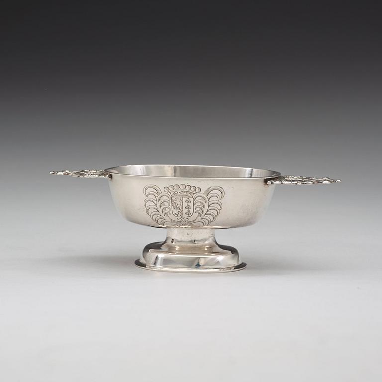 A Dutch 18th century silver bowl, unidentified makers mark HP.