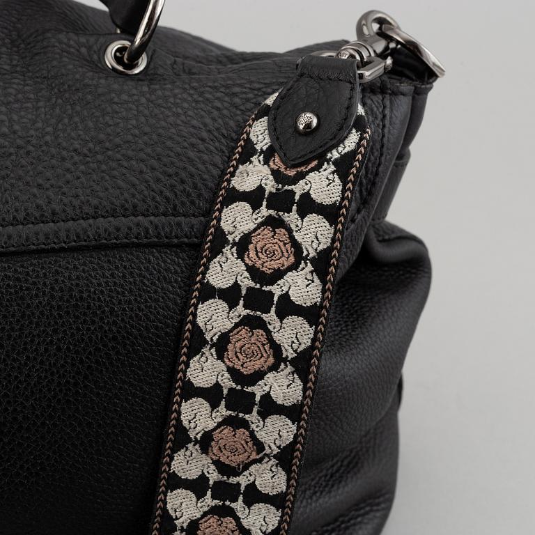 Mulberry an 'Edie Satchel' bag.